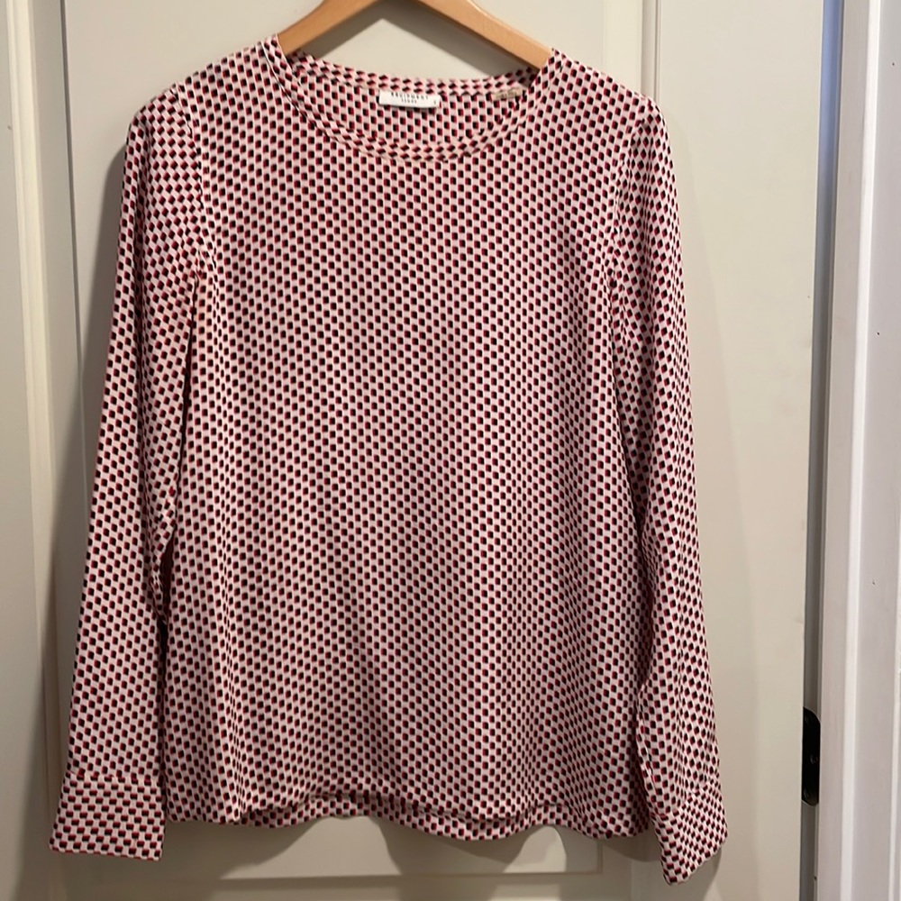 Equipment long sleeve silk top.